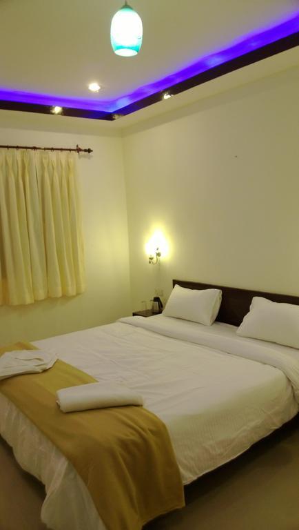 Hotel Hill Palace กอซานี ห้อง รูปภาพ